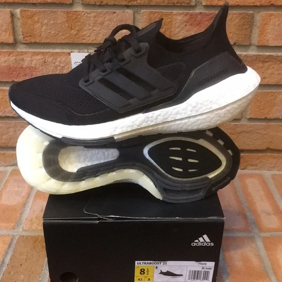 adidas gazelle silver green womens adidas ULTRABOOST 21 RUNNING SHOES